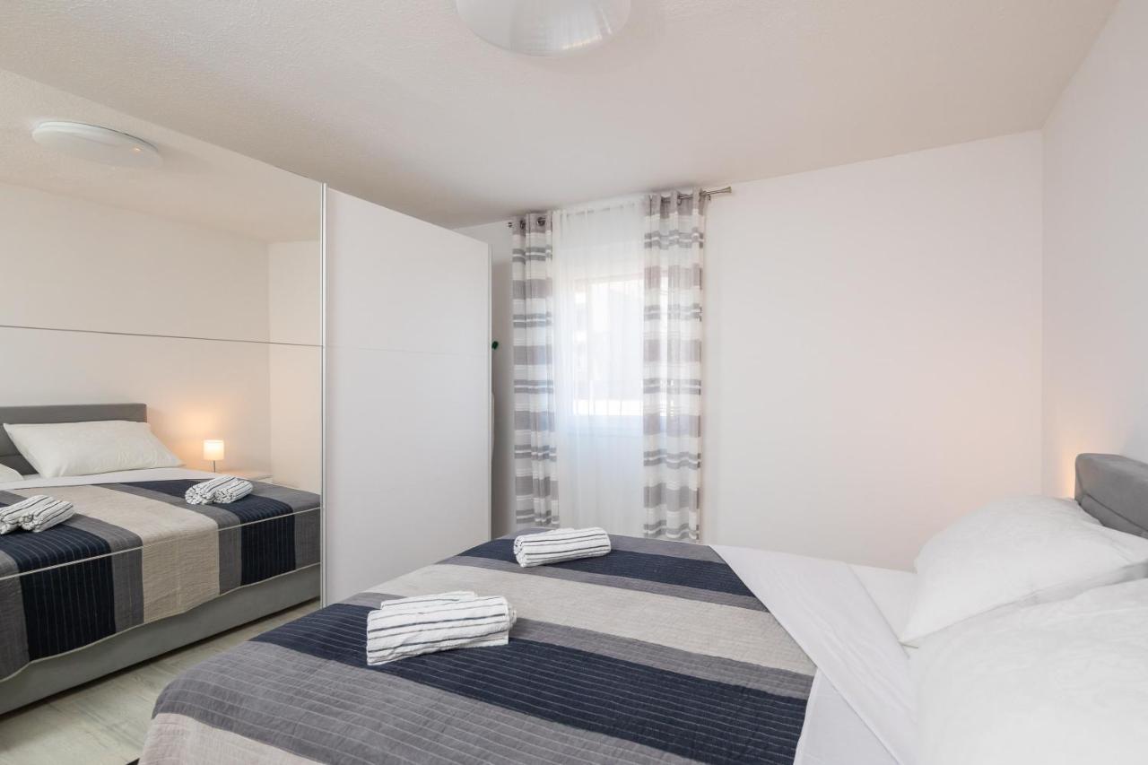 River Park Apartments Omiš Exterior foto
