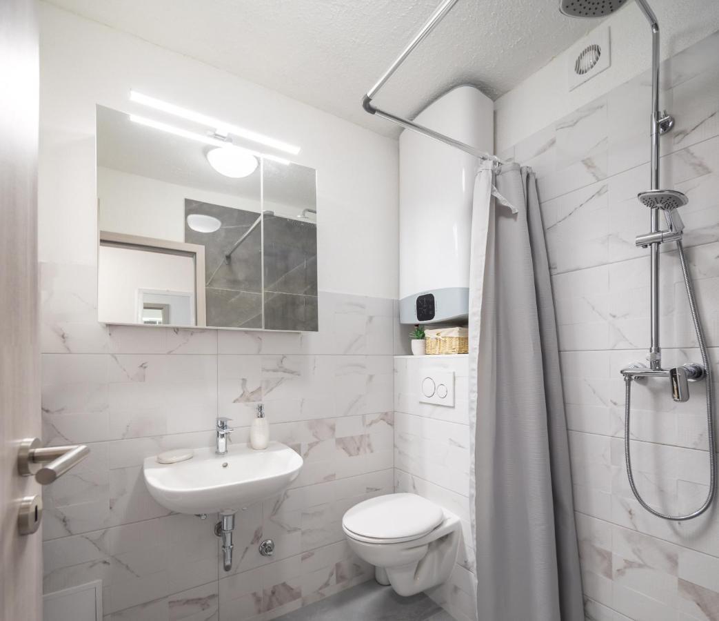River Park Apartments Omiš Exterior foto